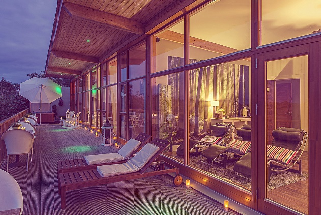 The relaxation deck area at Rainforest Spa